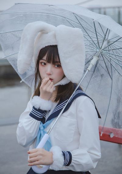 贵妃喂奶h承宠之欢