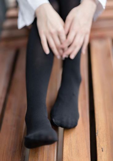 按摩房女大学生