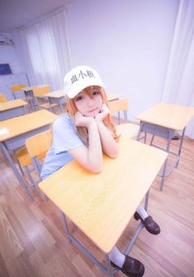 学警出更